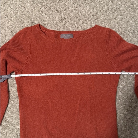 Ann Taylor Cashmere Sweater, Size Small - Picture 4 of 5